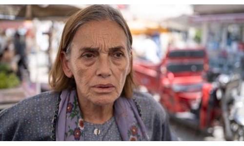 NUR SÜRER'E RUSYA'DAN EN İYİ KADIN OYUNCU ÖDÜLÜ